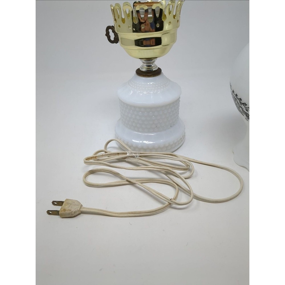 Vintage Electric Table Lamp Milk Glass Eagle Shade UL D4600 E51483 - Picture 11 of 12